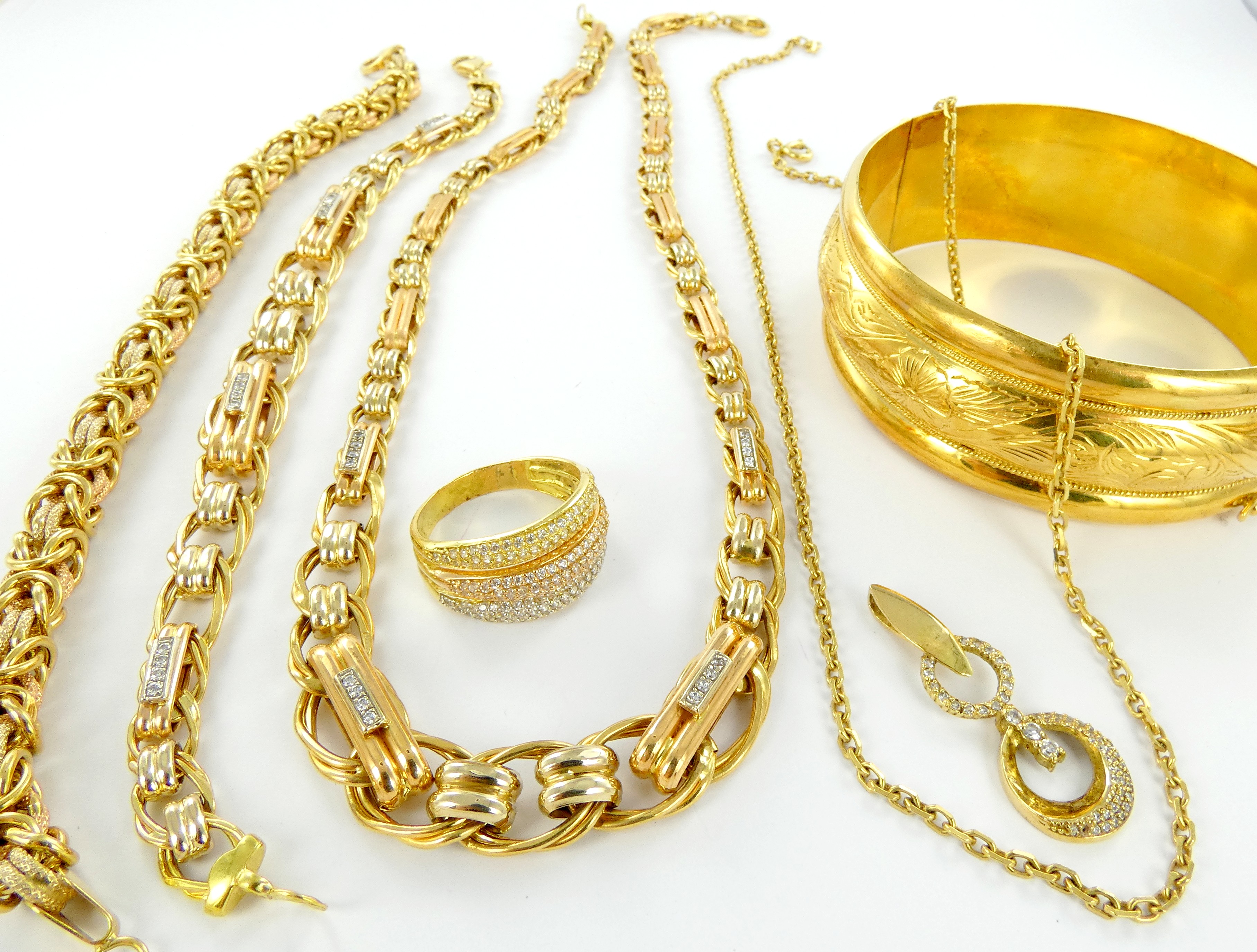 Lot 34 — 1 Bague Or 750 mil. NP, pierres, T 59, 5.4g, 1 Bracelet Or 7