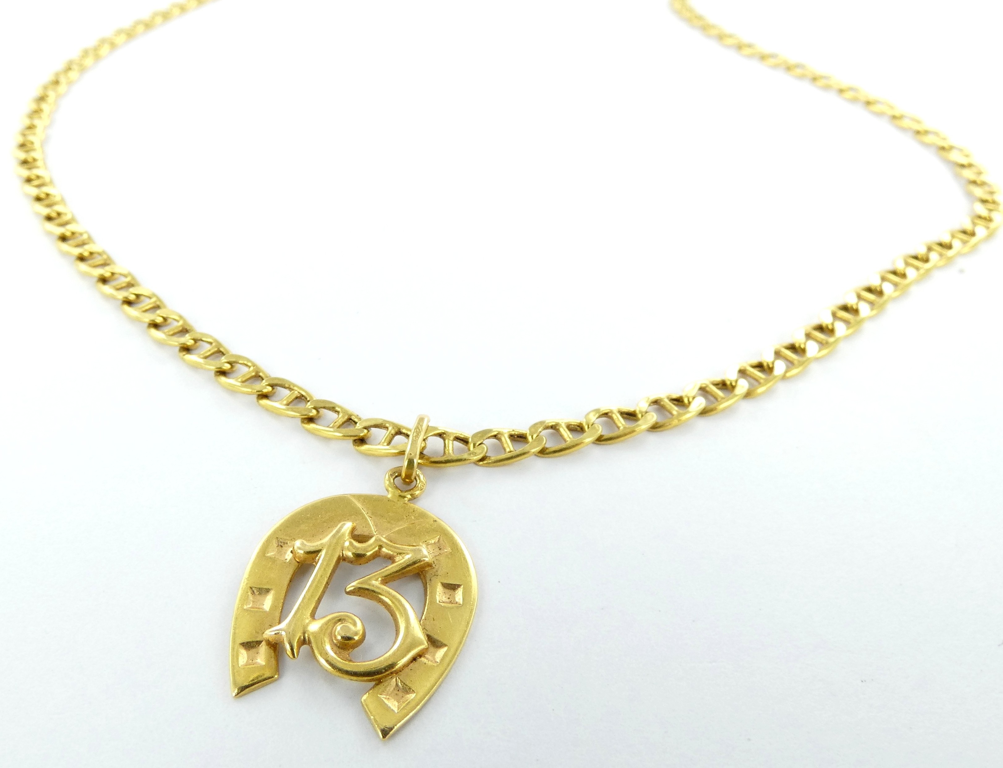 Lot 10 — 1 Chaîne Or 750 mil. Poinçonnée, 6g, 1 Pendentif Or 750 mil.