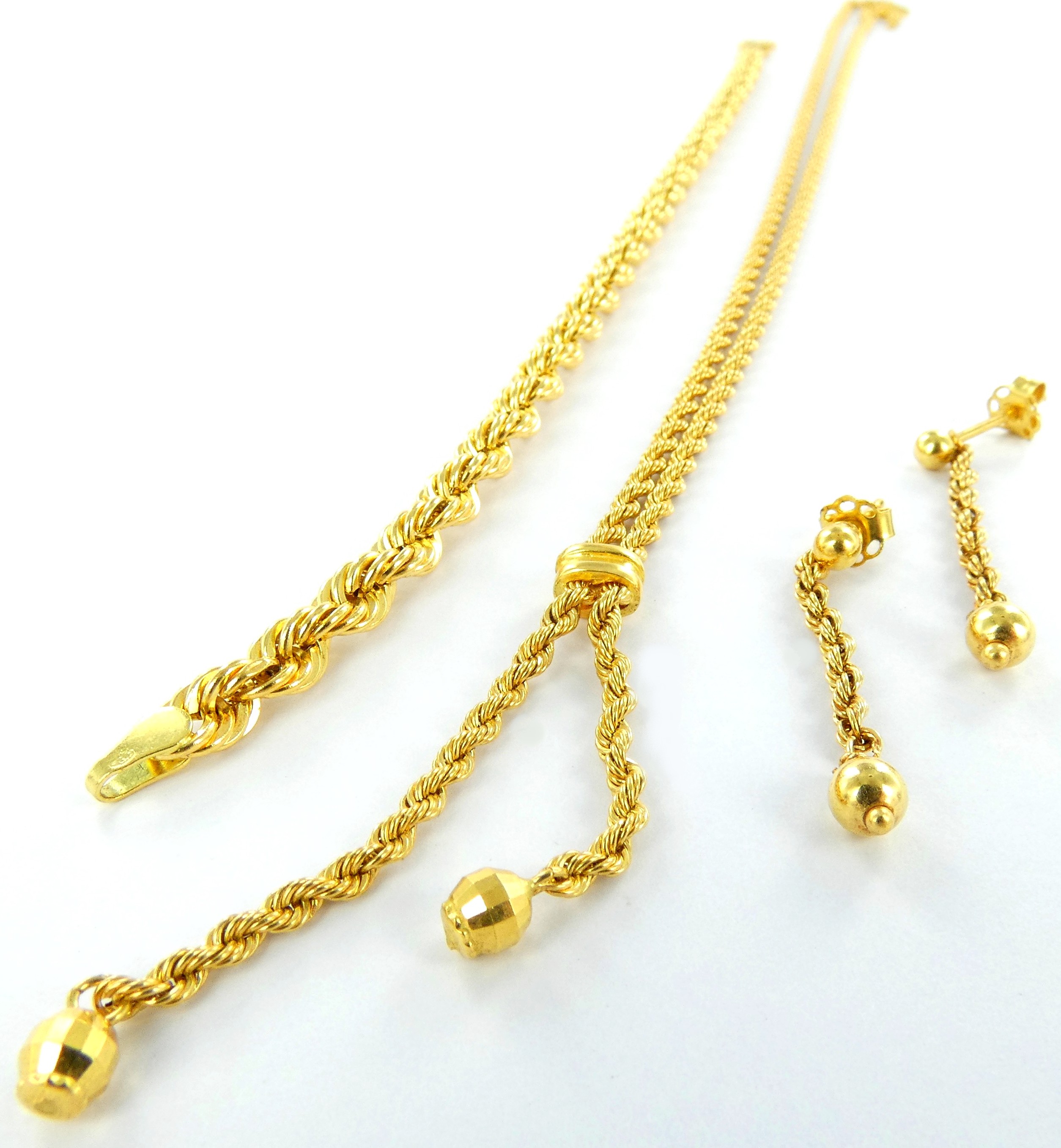 Lot 13 — 1 Bracelet Or 750 mil. Poinçonné, 4.2g, 1 Collier Or 750 mil