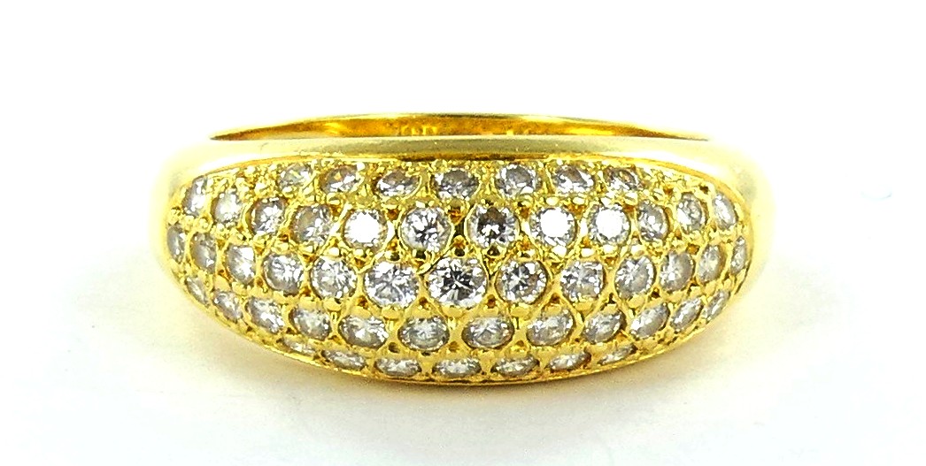 Lot 15 — 1 Bague Or 750 mil. Poinçonnée, sertie de brillants (0.50 Ct
