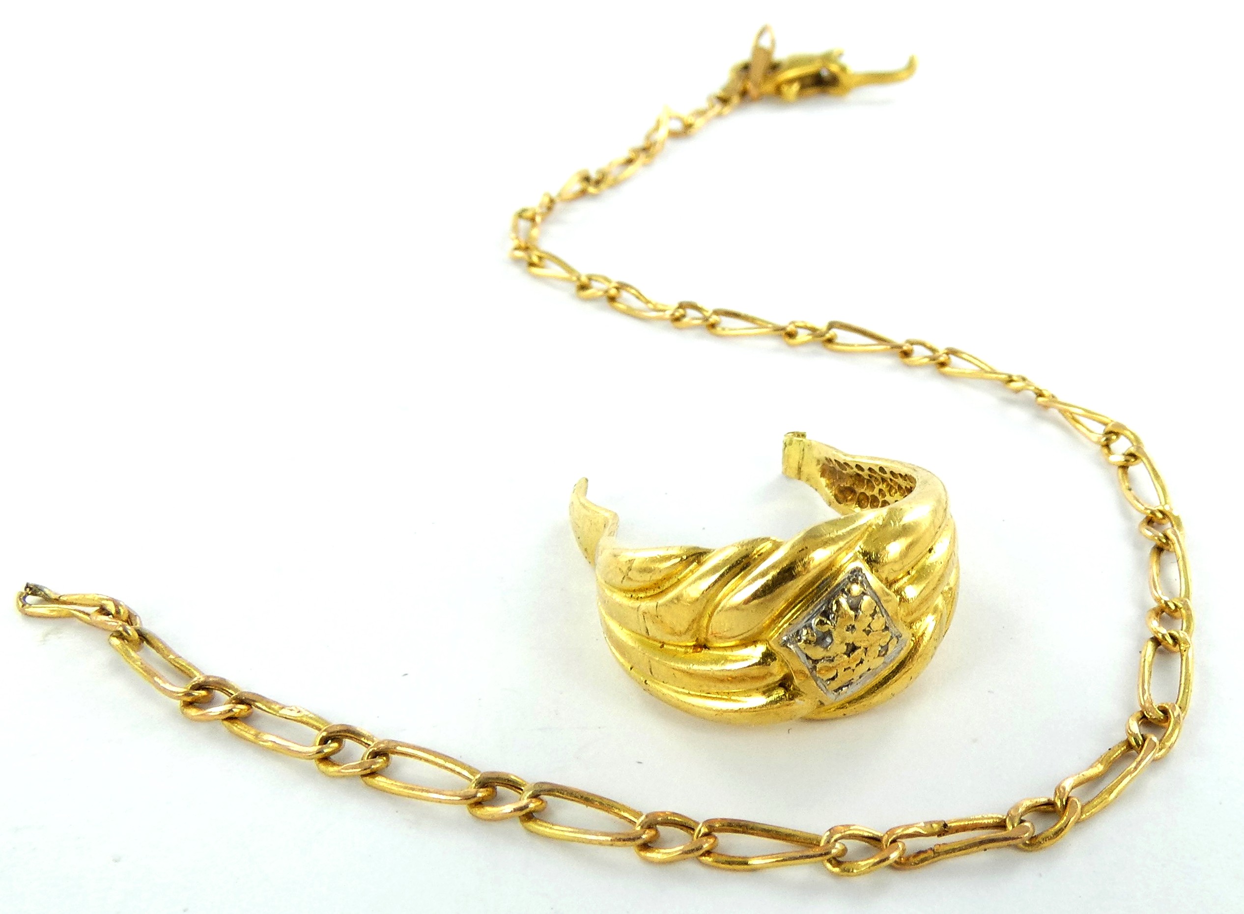 Lot 21 — 1 Bague Or 750 mil. cassée, 3.9g, 1 Bracelet Or 375 mil. cas
