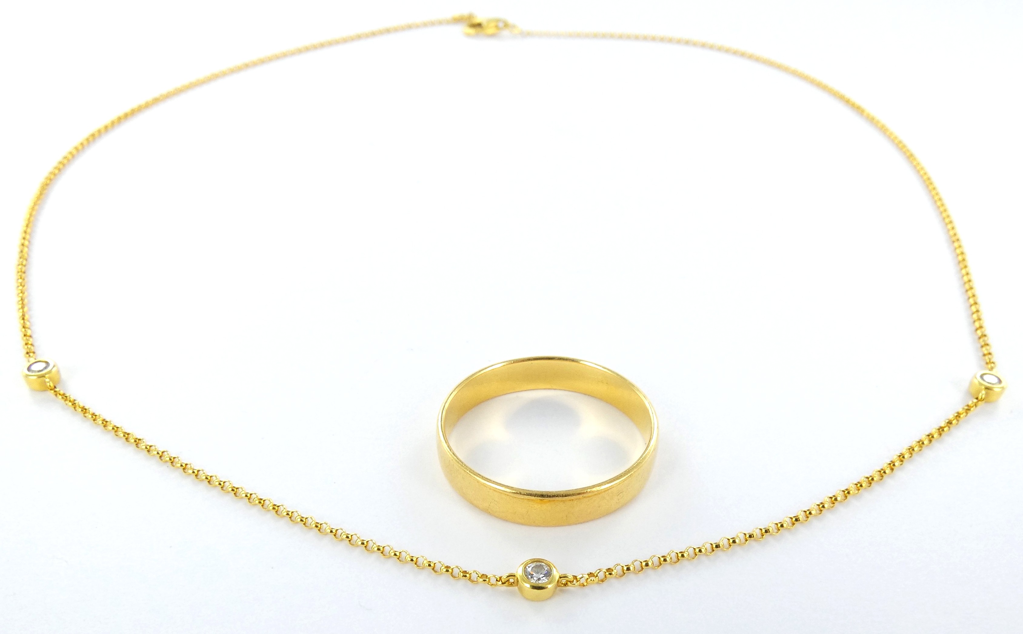 Lot 25 — 1 Collier Or 750 mil. brillants, 2.5g, 1 Alliance Or 750 mil