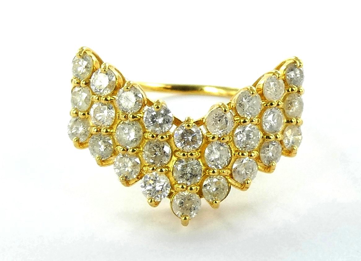 Lot 7 — 1 Bague Or 750 mil. sertie de brillants (0.70 Carat env), T 