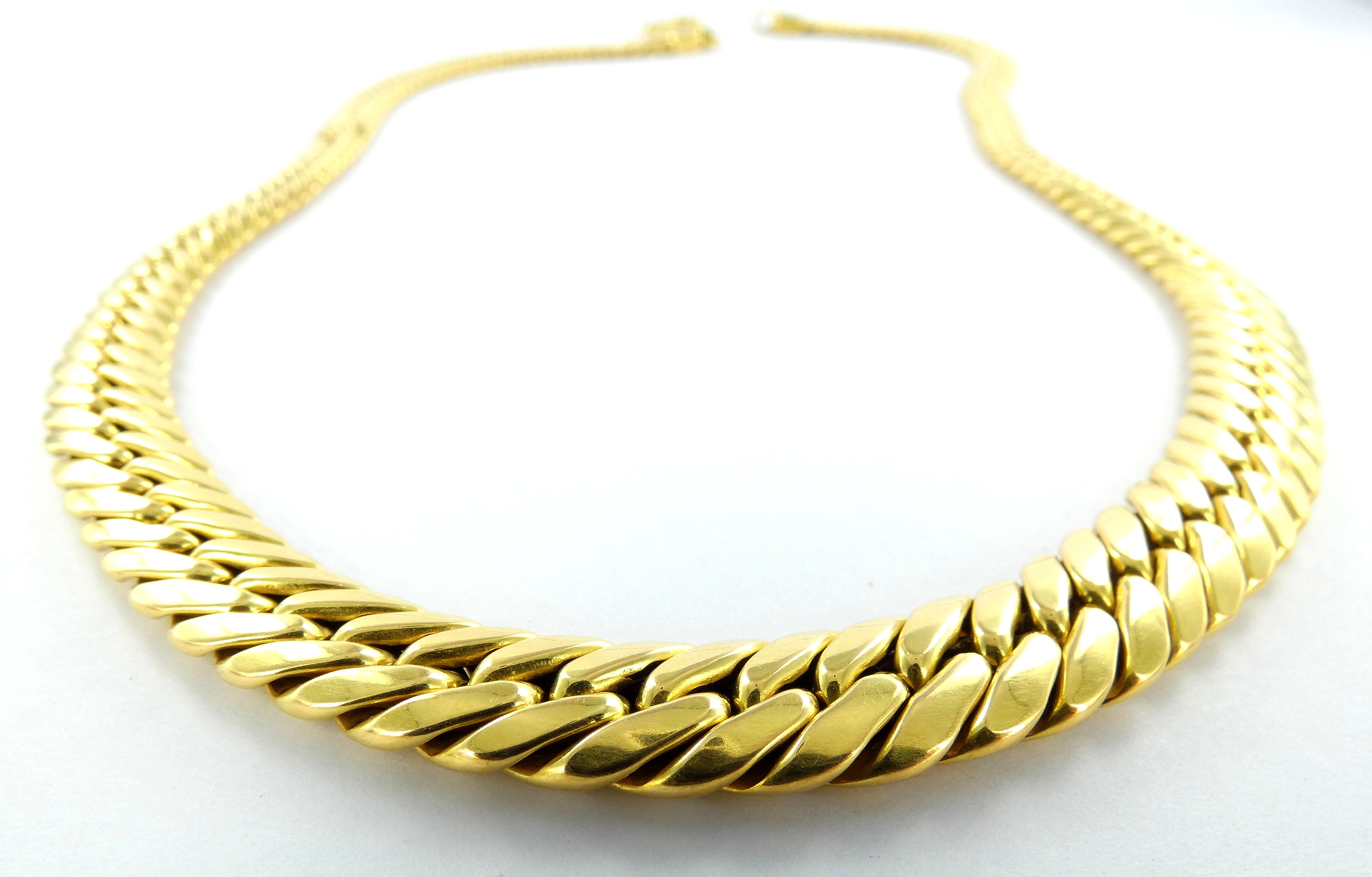 Lot 1 — 1 Collier Or 750 mil. Poinçonné, 25.3g