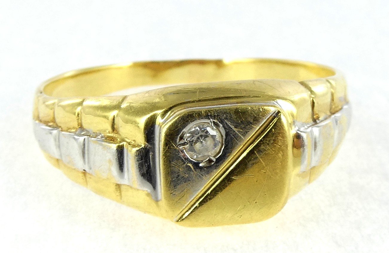 Lot 24 — 1 Chevalière Or 750 mil. Poinçonnée, pierre, T 60, 3.3g
